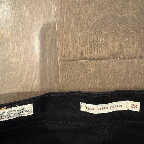 Levi’s Premium 724 High Rise Straight Jeans 28 Black Distressed Knee Hemmed 26” - Picture 2 of 16